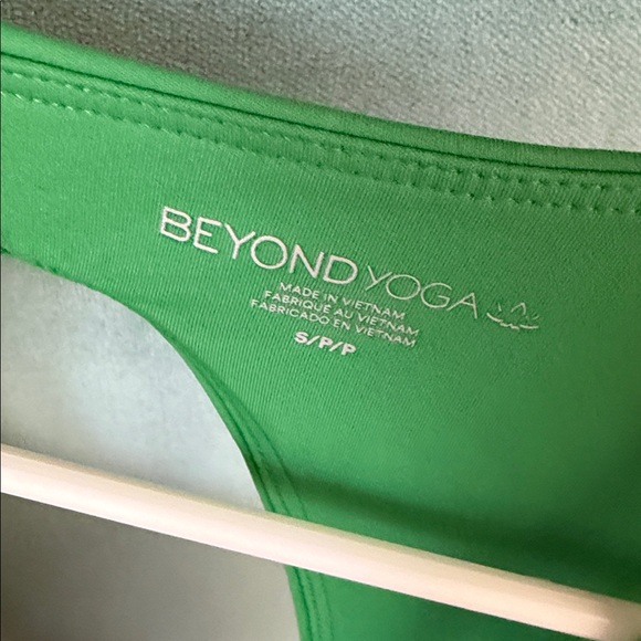 Beyond Yoga - Picture 4 of 7